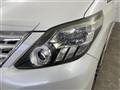 2013 Toyota Alphard