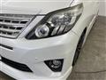 2013 Toyota Alphard