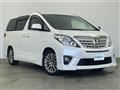 2013 Toyota Alphard