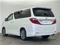 2013 Toyota Alphard
