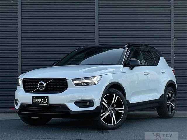 2021 Volvo XC40