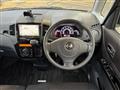 2010 Nissan ROOX