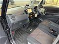 2010 Nissan ROOX