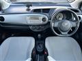 2011 Toyota Vitz
