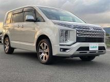 2021 Mitsubishi Delica D5
