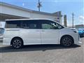 2017 Toyota Voxy
