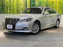 2016 Toyota Crown Hybrid