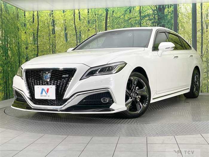 2020 Toyota Crown Hybrid