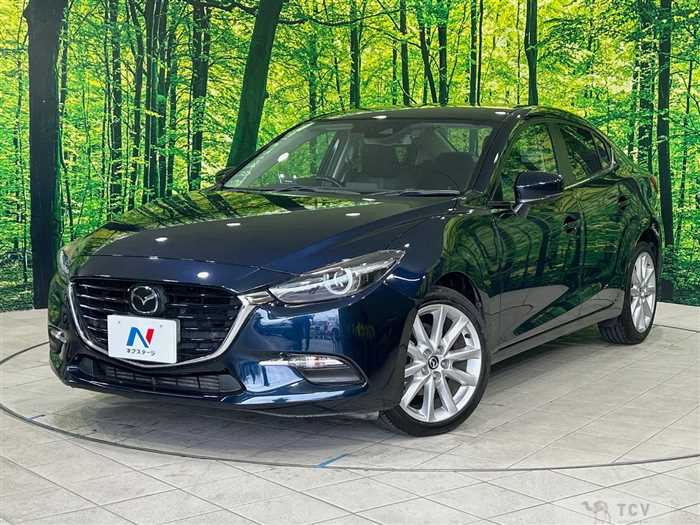 2017 Mazda Axela
