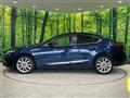 2017 Mazda Axela