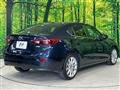 2017 Mazda Axela