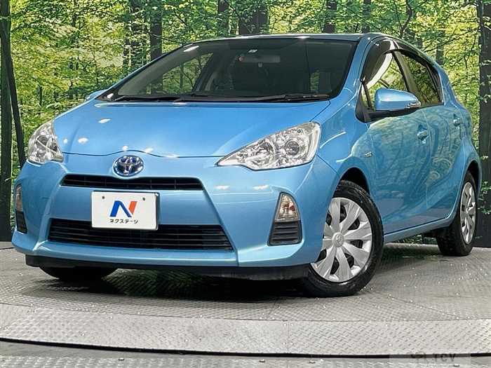 2013 Toyota AQUA