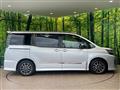 2014 Toyota Voxy