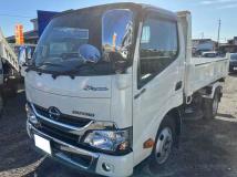2017 Hino Dutro