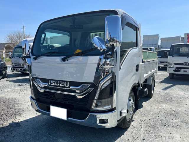 2025 Isuzu Isuzu Others
