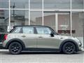 2019 BMW MINI