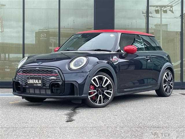 2021 BMW MINI