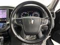 2013 Toyota Crown Hybrid