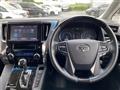 2015 Toyota Alphard Hybrid