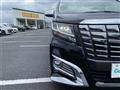 2015 Toyota Alphard Hybrid