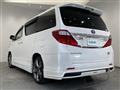 2014 Toyota Alphard Hybrid