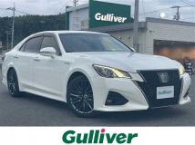2017 Toyota Crown Hybrid