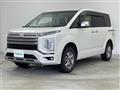 2021 Mitsubishi Delica D5