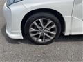 2016 Toyota Estima
