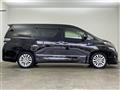 2014 Toyota Vellfire