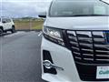 2015 Toyota Alphard Hybrid
