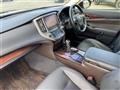 2013 Toyota Crown Hybrid