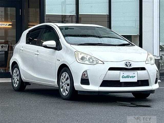 2013 Toyota AQUA