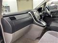 2005 Toyota Alphard G