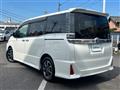 2017 Toyota Voxy