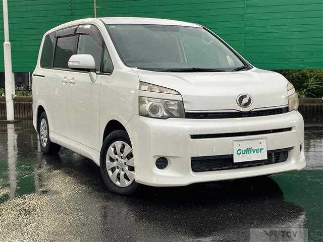 2010 Toyota Voxy