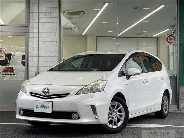 2013 Toyota PRIUS α