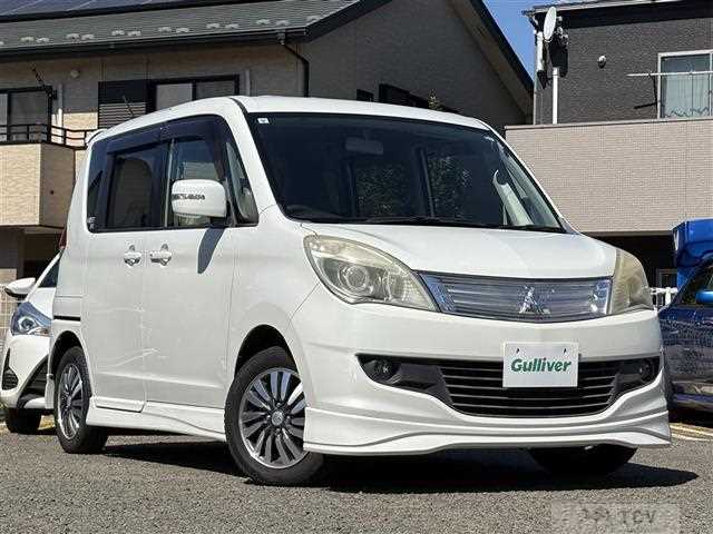 2011 Mitsubishi Delica D2