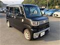 2014 Daihatsu WAKE