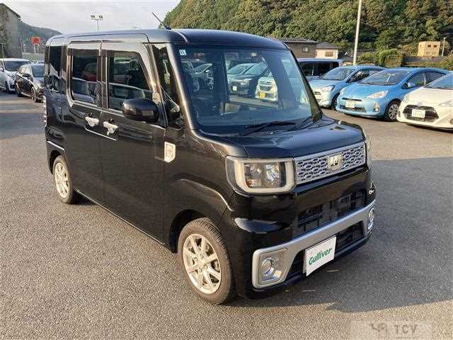 2014 Daihatsu WAKE
