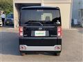 2014 Daihatsu WAKE