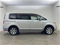 2007 Mitsubishi Delica D5