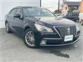 2014 Toyota Crown Hybrid