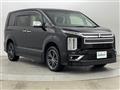 2019 Mitsubishi Delica D5