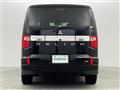2019 Mitsubishi Delica D5