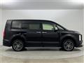 2019 Mitsubishi Delica D5