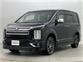 2019 Mitsubishi Delica D5