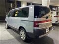 2010 Mitsubishi Delica D5