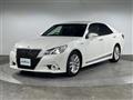 2013 Toyota Crown Hybrid