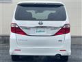 2014 Toyota Alphard Hybrid