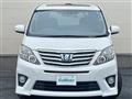 2014 Toyota Alphard Hybrid
